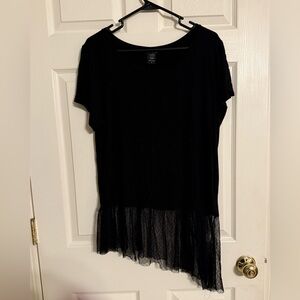 Torrid Black Short Sleeve Tunic (2X) with Asymmetrical Hem